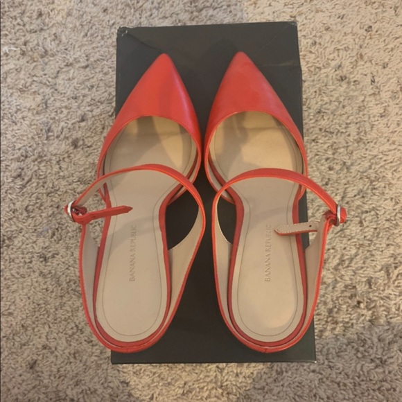 NWB Banana Republic Red Slip On Mule Pump Heel Holiday Shoe Sz 9 - Picture 9 of 14